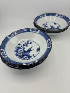 鳥と花柄 藍色 皿 4枚セット - メルカリ