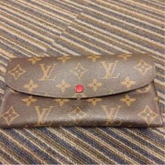 ルイヴィトン エミリー 長財布 赤 モノグラム 美品！のサムネイル