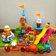 レゴLEGO DUPLOデュプロ おおきな遊園地のサムネイル