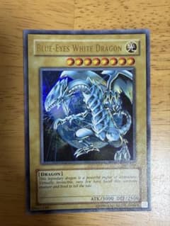 Blue-Eyes White Dragon 遊戯王OCGのサムネイル