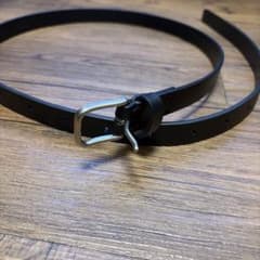 ユニクロ ナローロングレザーベルト Lのサムネイル