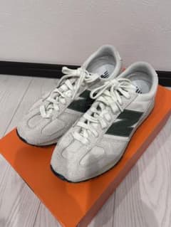 new balance スニーカー