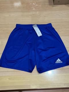 新品　アディダス　ハーフパンツ（L）のサムネイル