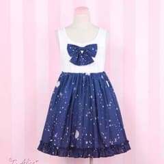 るりり様専用お取り置き品 9月16日まで 宇宙柄シフォンワンピースのサムネイル