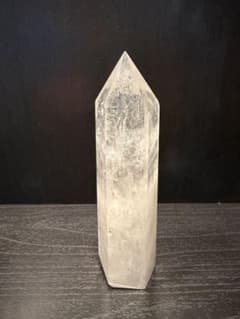 天然水晶ポイント 約14cm クリスタル 水晶柱 六角柱 原石【期間限定価格】のサムネイル