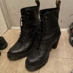 Dr. Martens Kendra 10㎝ヒールブーツのサムネイル