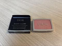 Dior ROSY GLOW パウダーチークのサムネイル