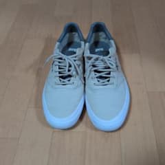 adidas ベージュ キャンバス スニーカー 3mcのサムネイル