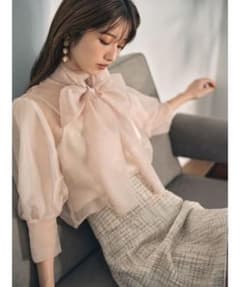 LILY BROWN オーガンザ２WAYブラウスのサムネイル