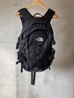THE NORTH FACE HOT SHOT ブラック バックパックのサムネイル