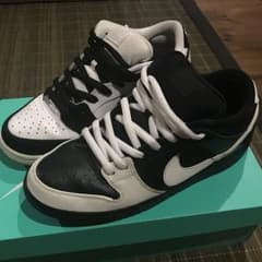 NIKE SB DUNK LOW 陰陽 yingyangのサムネイル