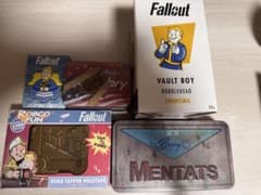 G*8様 Fallout グッズ まとめ売り ボブルヘッド キャップ缶のサムネイル