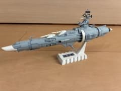 虚*様 宇宙戦艦ヤマト 巡洋艦 フィギュア 約20cm 台座付き 現状品
