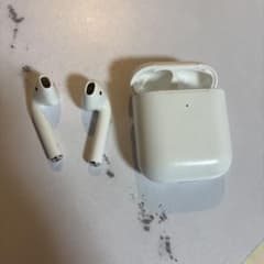 Apple AirPods 本体のサムネイル