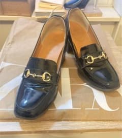 minmin様　ローファー ヒール　エナメル　ローファーヒール　パンプスのサムネイル