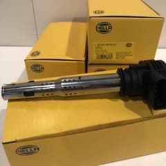 たっちー様専用 VW/AUDI用 イグニッションコイル4本セット 未使用品のサムネイル