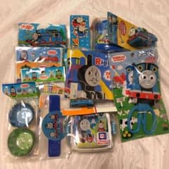トーマスランチグッズ12点ハンカチセットのサムネイル