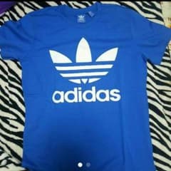 adidas オリジナルス Tシャツのサムネイル