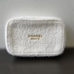 2024ホリデー限定 CHANEL BEAUTE ポーチ ホワイト - メルカリ