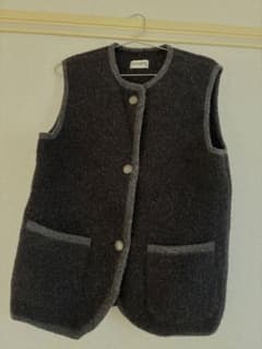 STAPF チロリアンベストCharcoal×Schie STAPF チロリアンベストCharcoal×Schie - メルカリ