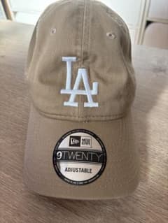 New Era 9TWENTY LAキャップ ベージュ 調整可能のサムネイル