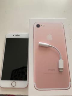 iPhone 7 Rose Gold 32 GB docomoのサムネイル