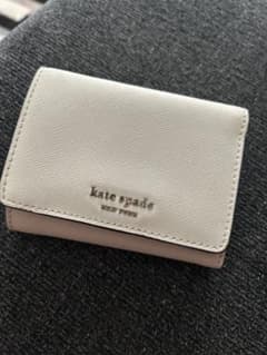 kate spade NEW YORK 三つ折り財布のサムネイル