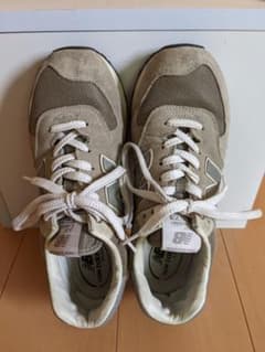 New Balance　スニーカー　574シリーズのサムネイル