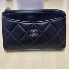 CHANEL マトラッセ フラグメントケース ブラックのサムネイル