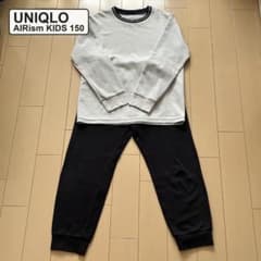 UNIQLO エアリズムウルトラストレッチセット 長袖パジャマ 150のサムネイル