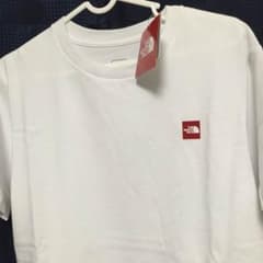 新品 ノースフェイス Tシャツのサムネイル