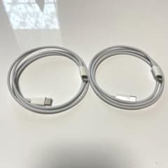 usb-c - lightningのサムネイル