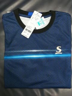 スリクソン テニスウエア2019春夏NEWモデル ゲームシャツ メンズM 新品 のサムネイル