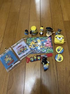 ミニオンズ グッズ まとめ売り フィギュア キーホルダー 缶バッジ 小物のサムネイル