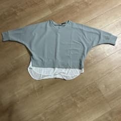 レディース　トップスのサムネイル