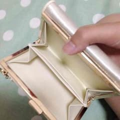 サマンサタバサ 二つ折り財布のサムネイル