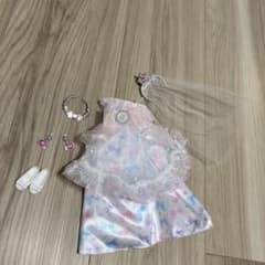 リカちゃん　ドレス　リボンリボンウェディング　服のサムネイル