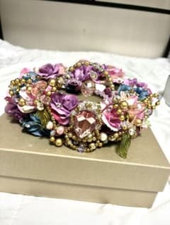フラワーモチーフ 花冠 ヘアアクセサリーのサムネイル