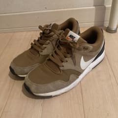 NIKE AIRのサムネイル