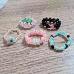 ハンドメイド ビーズリング ビーズ 指輪 カラフル 花のサムネイル