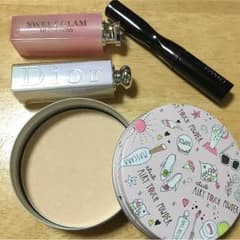 コスメセットのサムネイル