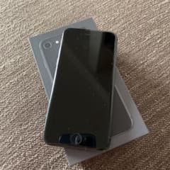 iPhone 8 Space Gray 64 GB docomoのサムネイル