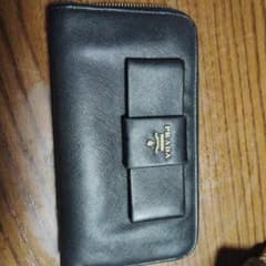 PRADA 長財布のサムネイル