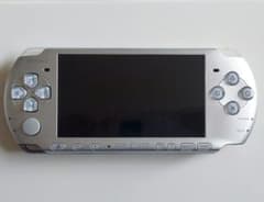 【ジャンク品】PSP-3000 シルバー 本体のみ（液晶不良・バッテリーなし）のサムネイル