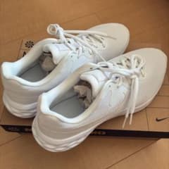 NIKE スニーカー ホワイトのサムネイル