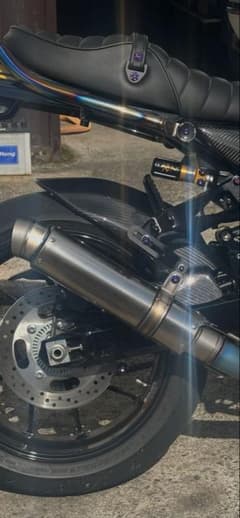 ナイトロレーシング　サイレンサー　60.8パイ 中古美品　z900 本日限定価格 ナイトロレーシング サイレンサー 60.8パイ 中古美品 z900 本日限定