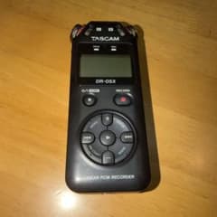 TASCAM DR-05X 高音質リニアPCMレコーダー 動作確認済のサムネイル
