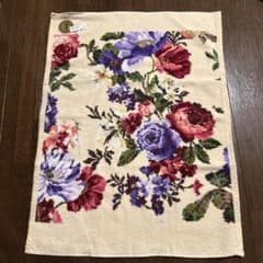 【新品シールタグ付】FEILER ゲストタオル 花柄 37×50cmのサムネイル