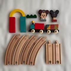 欠品あり】ディズニー 木製レール KIDEA TRAIN&RAIL ミッキー - メルカリ