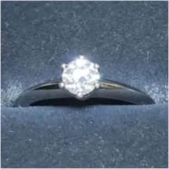 美品ティファニー ソリティアダイヤリング0.33ct 9号　婚約指輪のサムネイル